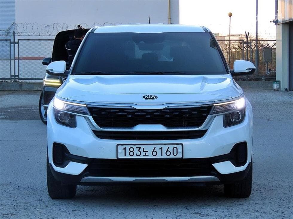 Киа Seltos1.6 Бензин Турбо 2WD Престиж