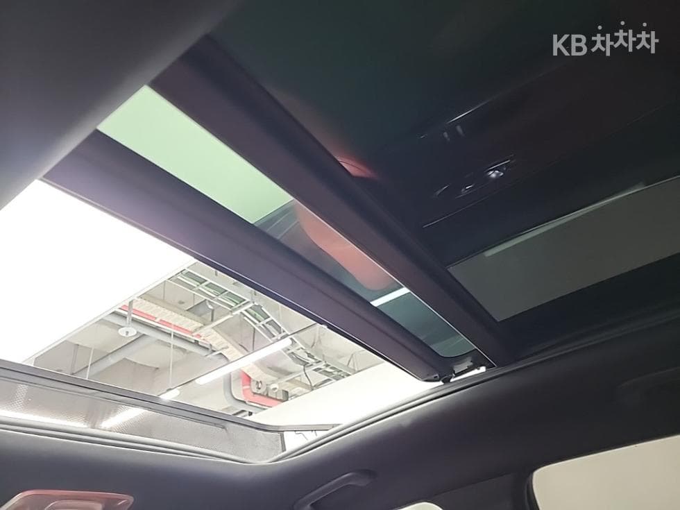 Дженезис GV70Бензин 2.5T 스포츠패키지 2WD - 15