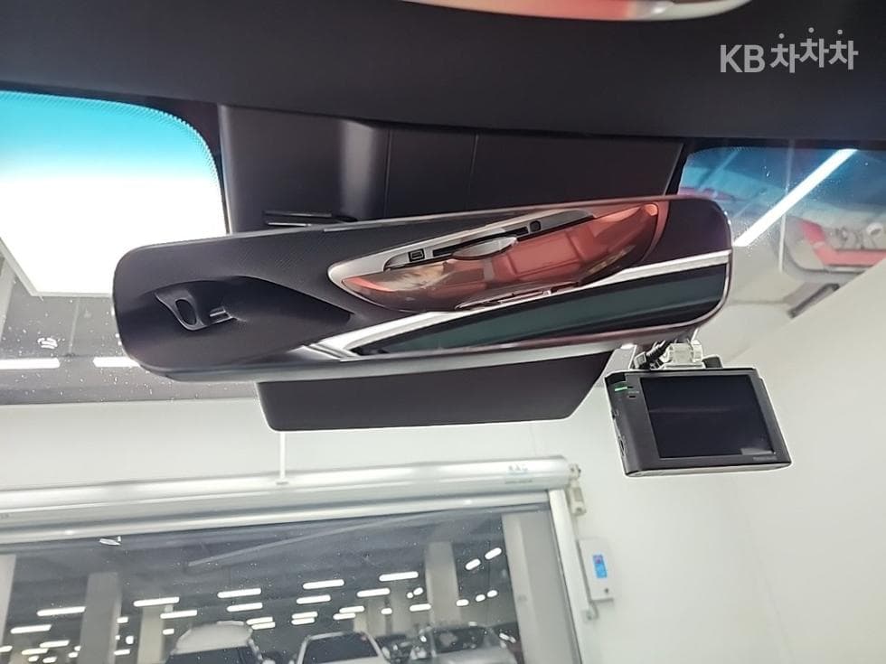 Дженезис GV70Бензин 2.5T 스포츠패키지 2WD - 18