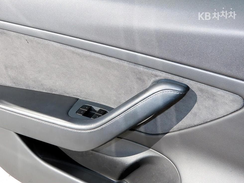 테슬라 Model 3Long Range - 10