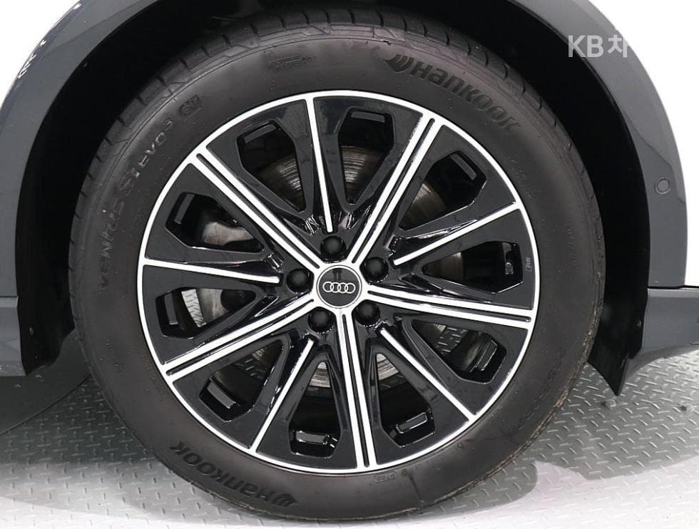 Audi Q4 e-tron40 Sportback Premium - 18