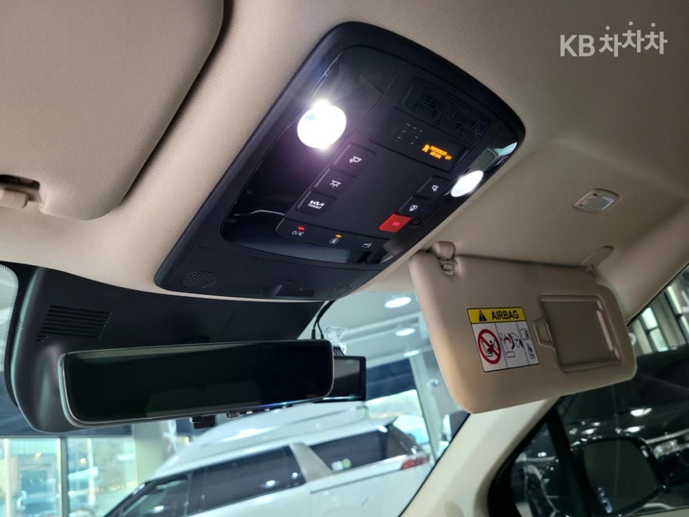 Киа The New (фейслифт) Канивал 4-то поколениеВисок Лимузин (Канивал) D2.2 9-местен Signature - 10