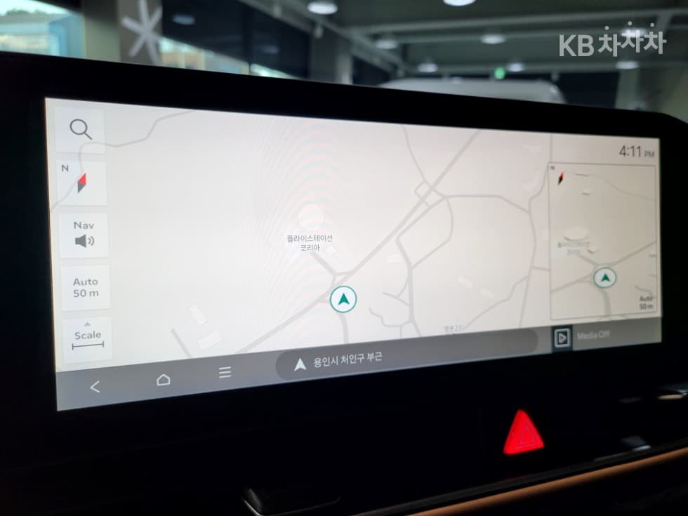 Киа The New (фейслифт) Канивал 4-то поколениеВисок Лимузин (Канивал) D2.2 9-местен Signature - 12