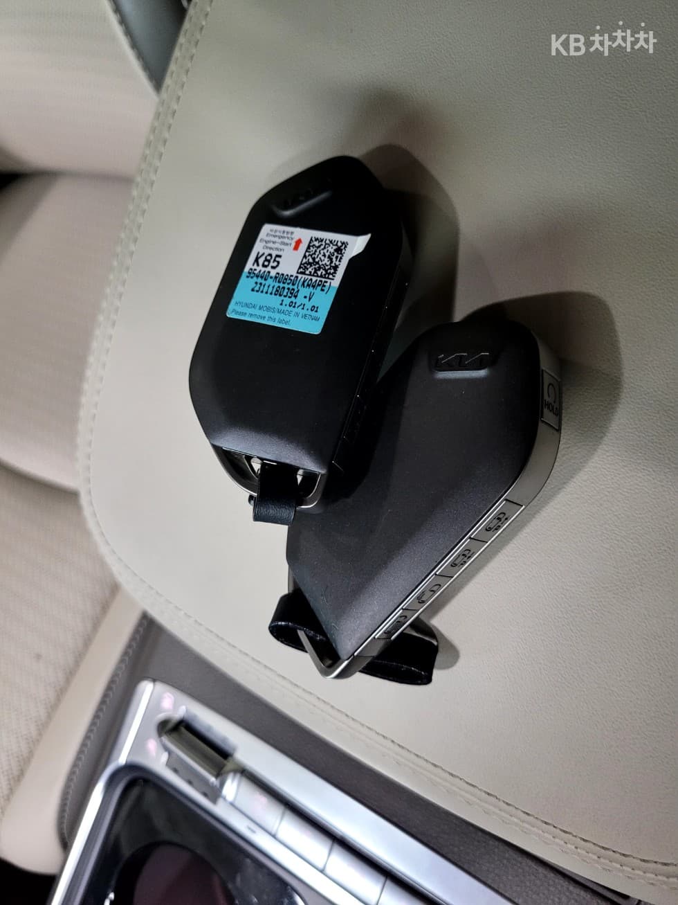 Киа The New (фейслифт) Канивал 4-то поколениеВисок Лимузин (Канивал) D2.2 9-местен Signature - 18