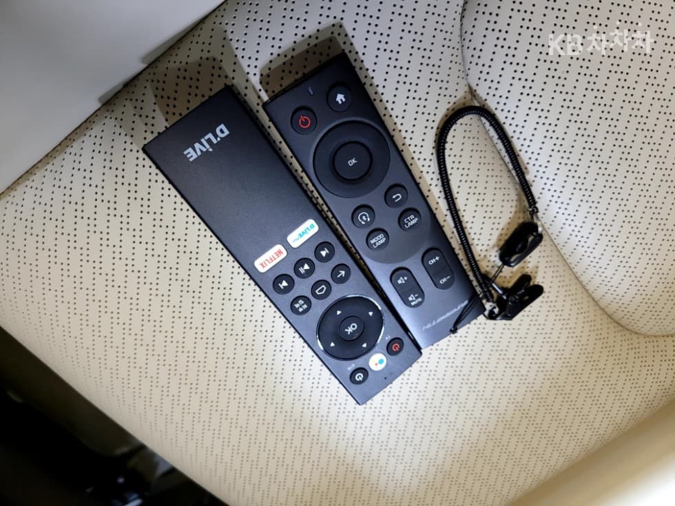 Киа The New (фейслифт) Канивал 4-то поколениеВисок Лимузин (Канивал) D2.2 9-местен Signature - 28