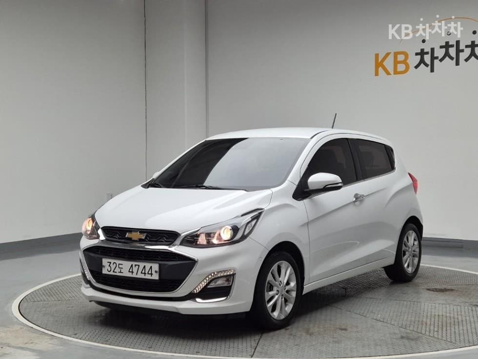 Джи Ем Корея The New (фейслифт) Спарк Premier Стандартен - Image 1