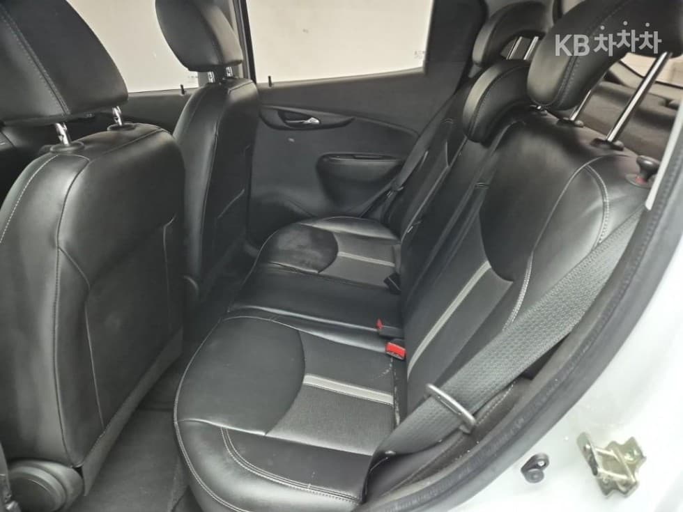 Джи Ем Корея The New (фейслифт) СпаркPremier Стандартен - 12