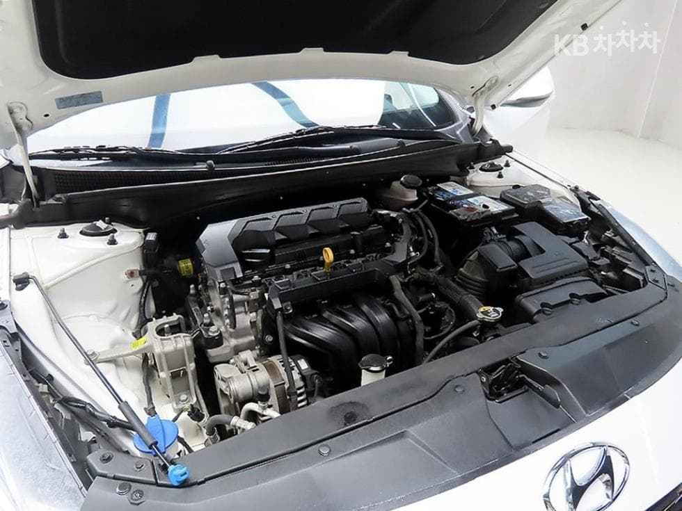 Хюндай All New Avante (Elantra)(CN7)1.6 Бензин Modern - 19