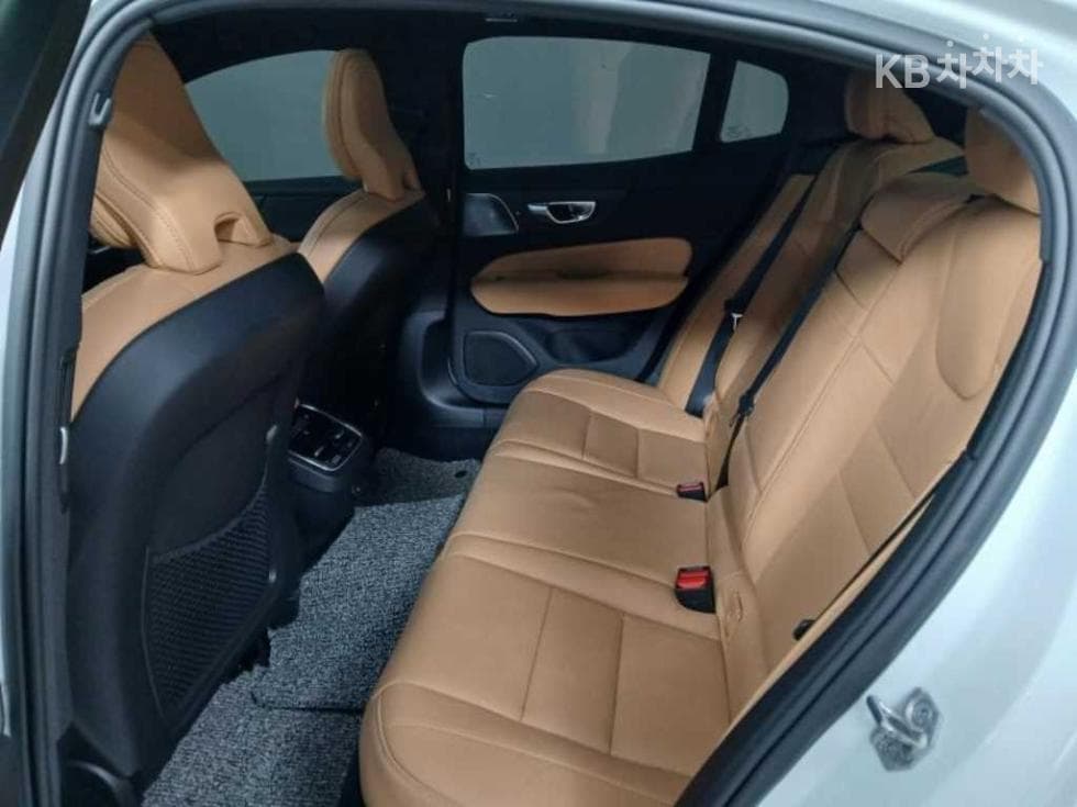 Volvo S60 3rd Gen2.0 B5 Inscription - 7