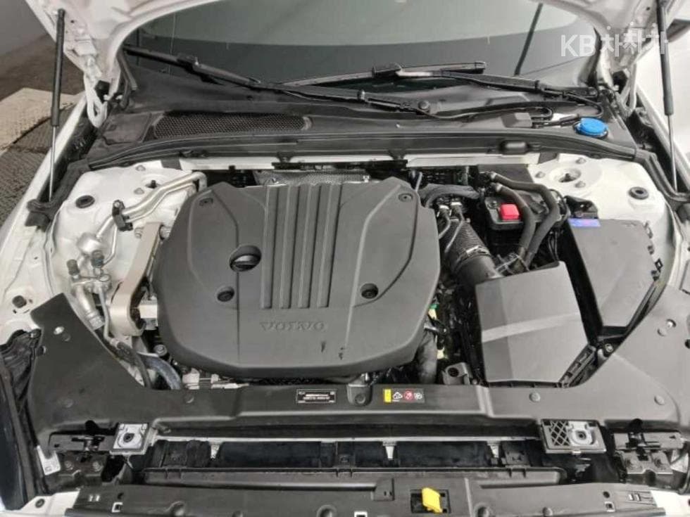 Volvo S60 3rd Gen2.0 B5 Inscription - 19