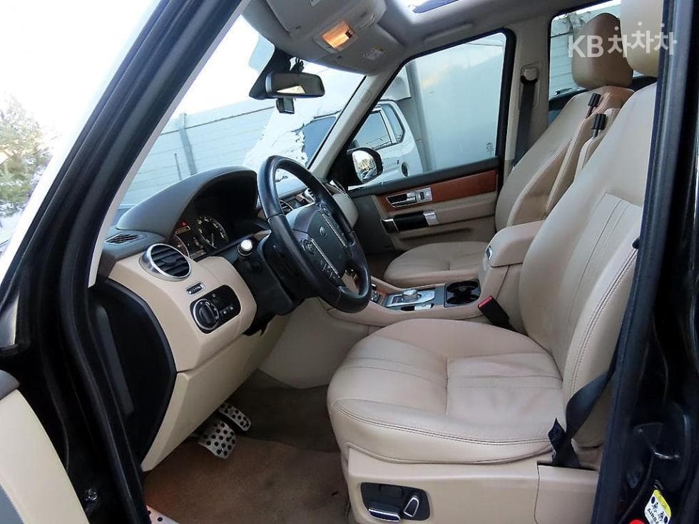 Land Rover 디스커버리43.0 SDV6 SE - 5