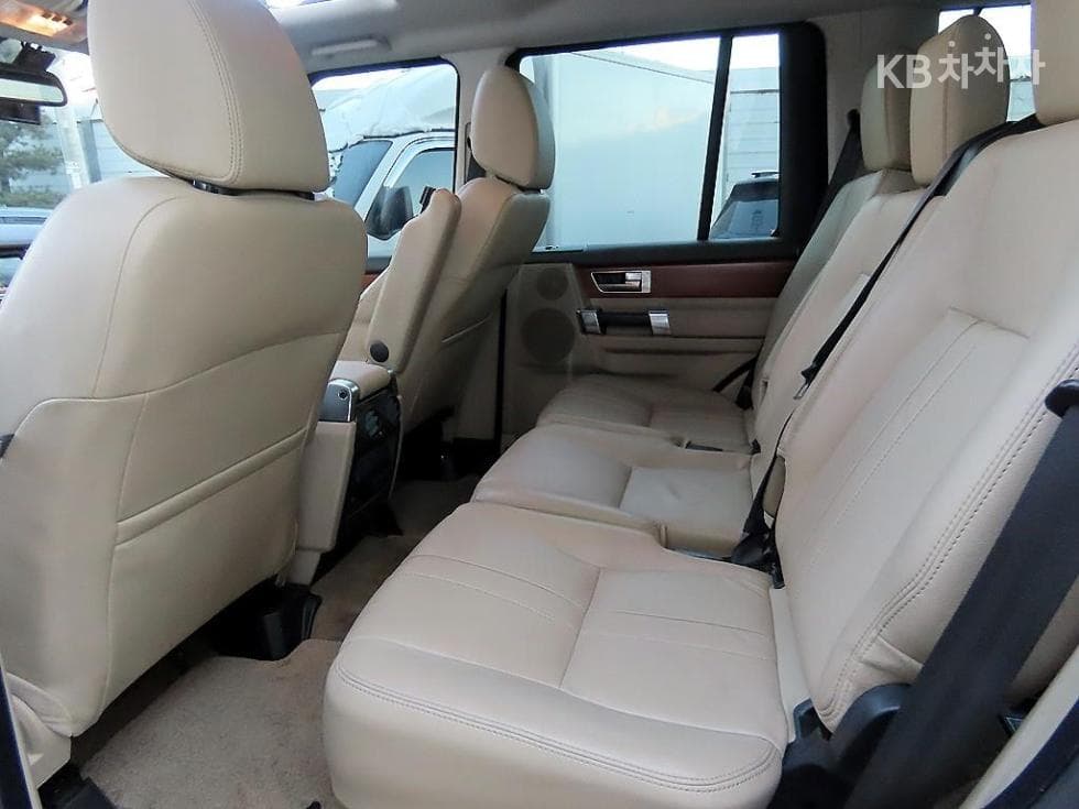 Land Rover 디스커버리43.0 SDV6 SE - 6