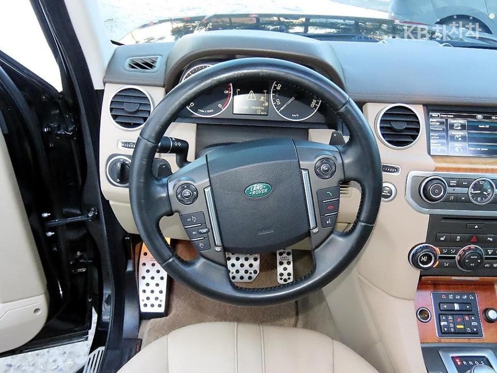 Land Rover 디스커버리43.0 SDV6 SE - 8