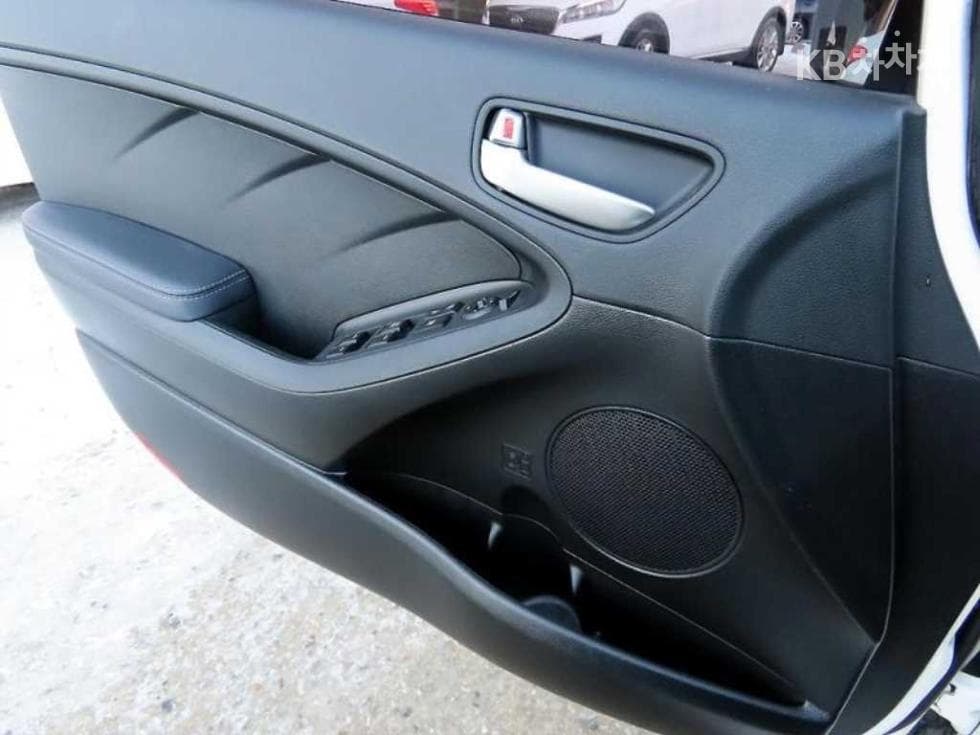 Киа K3Deluxe - 11