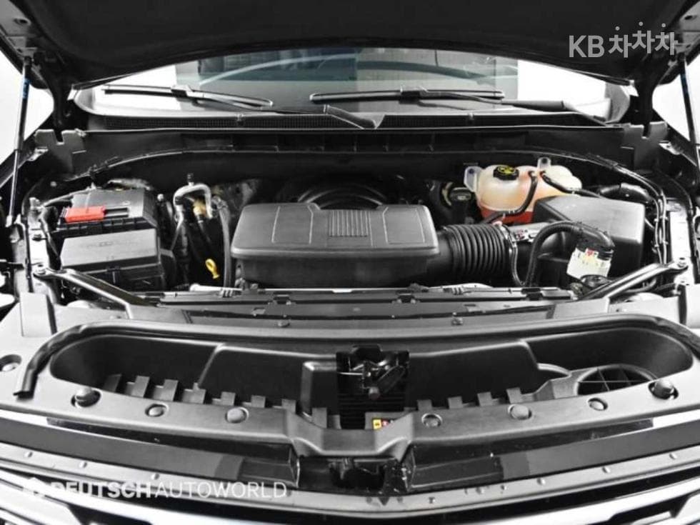 캐딜락 ESCALADE(5세대)6.2 V8 ESV Premium Luxury Platinum - 6