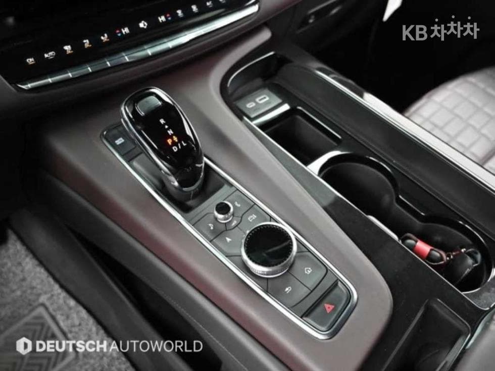 캐딜락 ESCALADE(5세대)6.2 V8 ESV Premium Luxury Platinum - 9