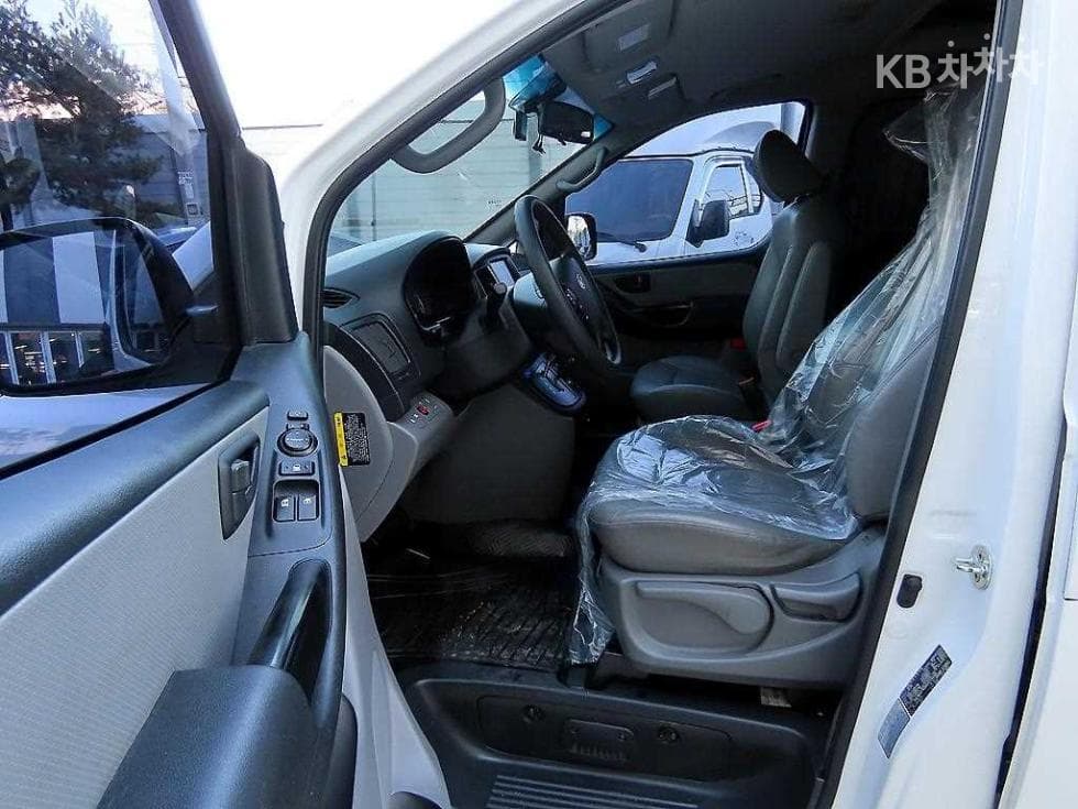 Hyundai The New (facelift) 그랜드 Star렉스Camper / Camping car - 9