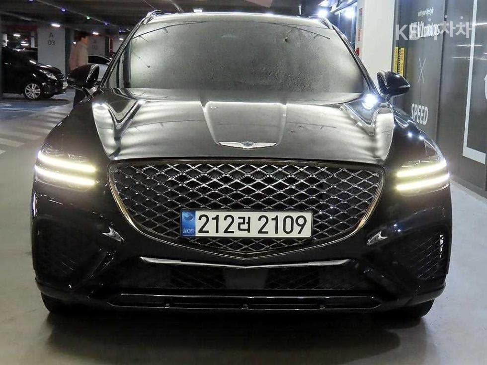 Genesis GV70Gasoline 2.5T AWD - 2
