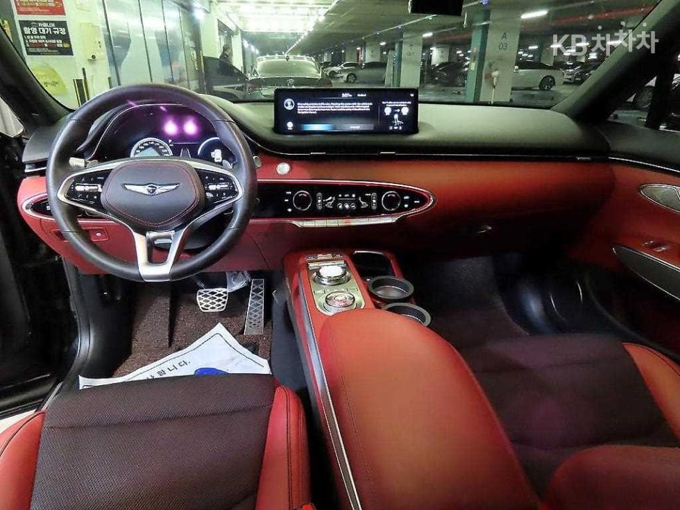 Genesis GV70Gasoline 2.5T AWD - 10