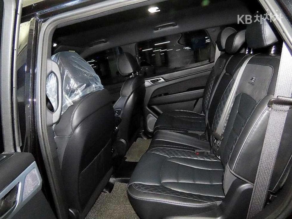 KG Mobility All New Rexton2.2 4WD 더 블랙 - 7