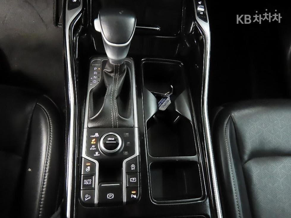 Киа Sorento 4-то поколение2.2 Дизел 4x4 Престиж - 10