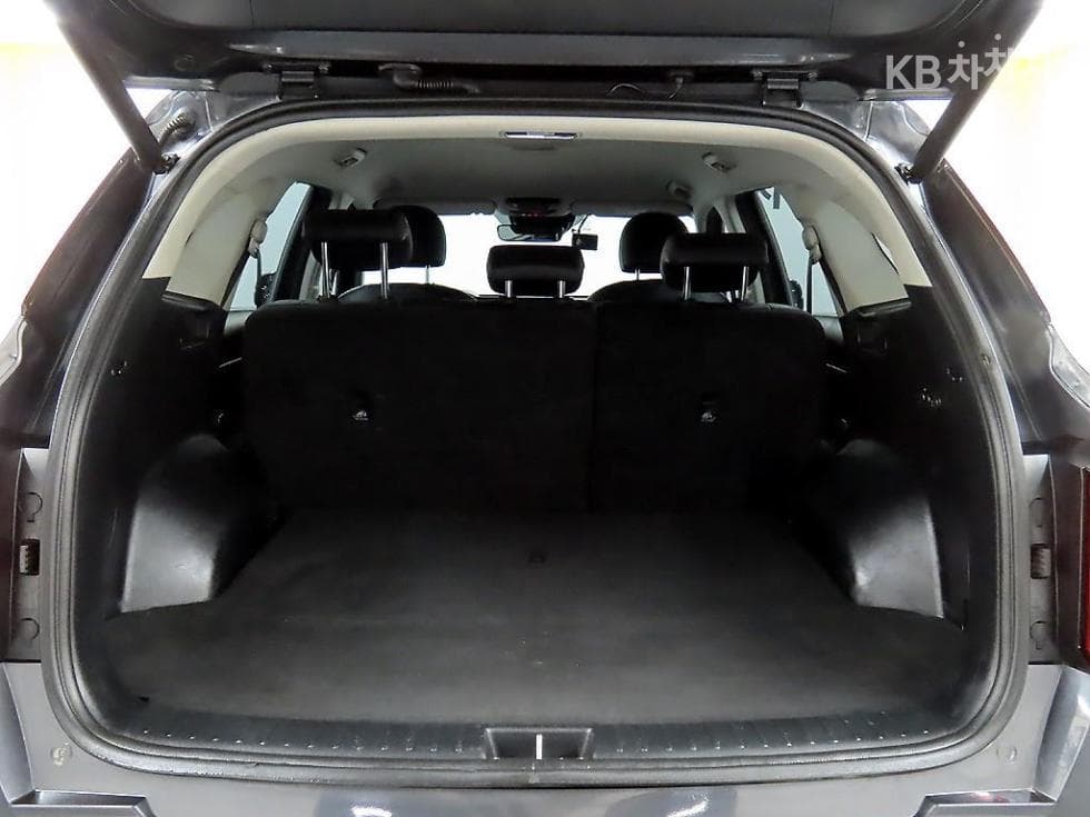 Киа Sorento 4-то поколение2.2 Дизел 4x4 Престиж - 17