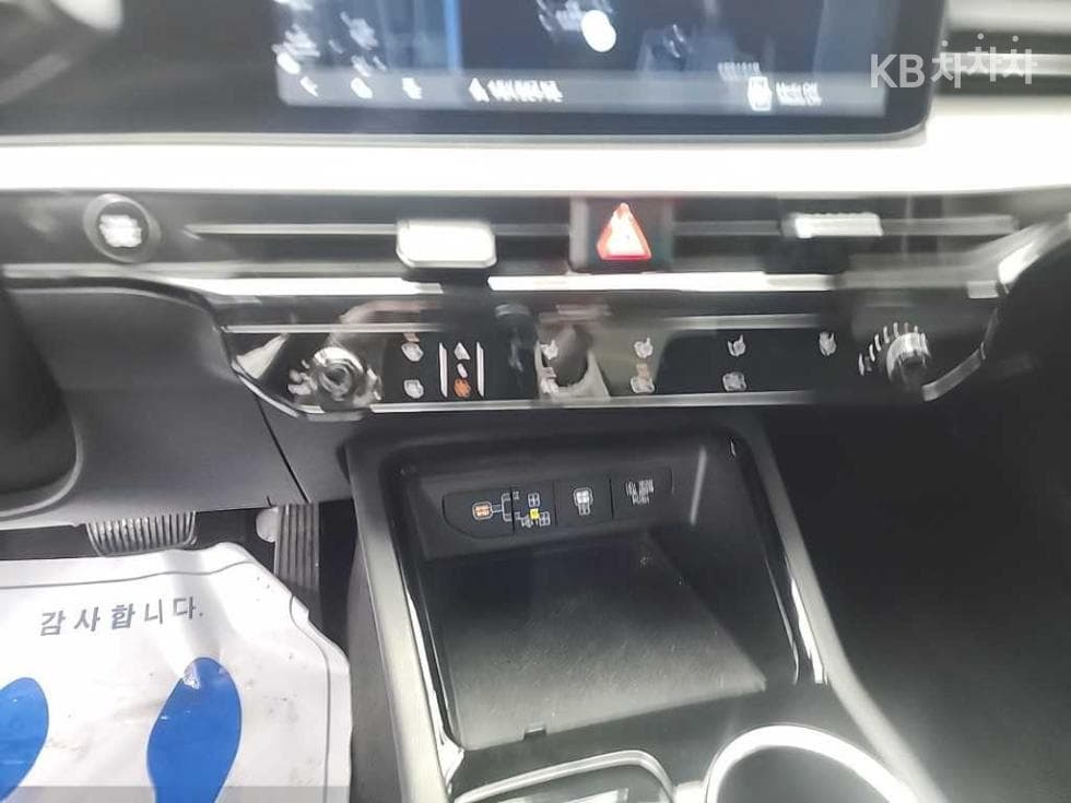 Киа The New (фейслифт) K5 3-토 поколение2.0 Бензин Престиж - 10