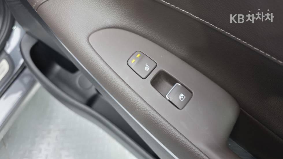 Хюндай The New (фейслифт) Grandeur (Azera)2.5 Exclusive - 9