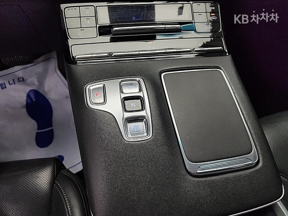 Хюндай The New (фейслифт) Grandeur (Azera)2.5 Premium - 8