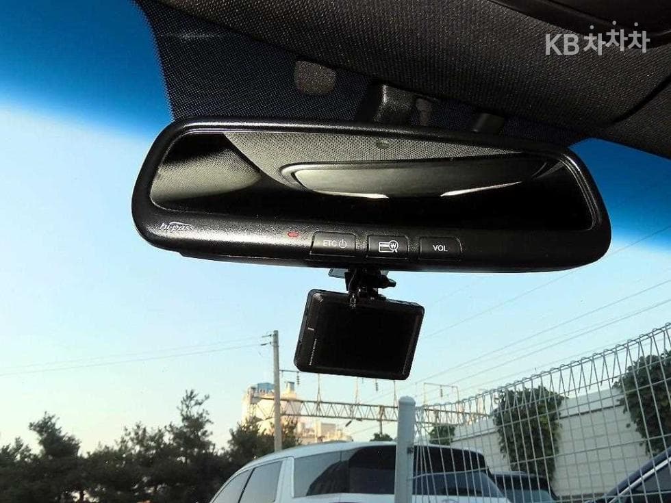 Hyundai The New (facelift) Genesis Coupe200 Turbo S - 16