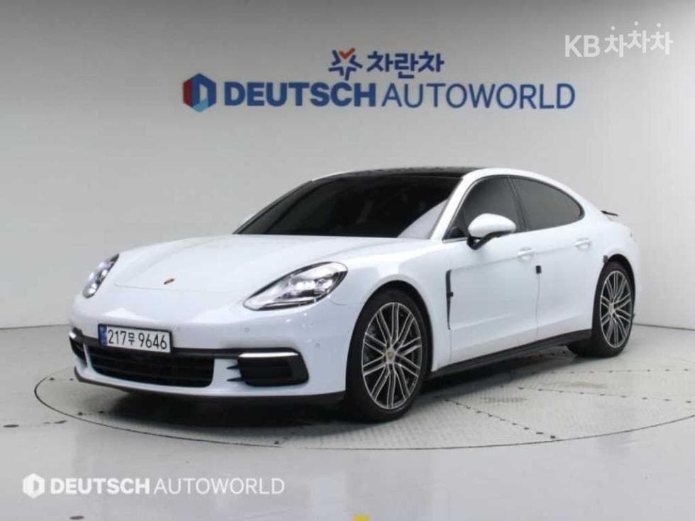 Porsche 파나메라 (971) 3.0 4 Стандартен - Image 1