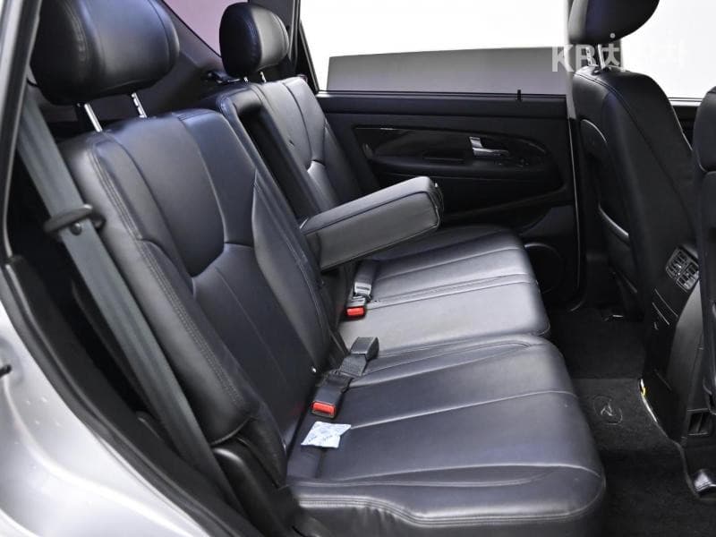 КейДжи Мобилити RextonW5-местен 4x4 Noblesse - 12