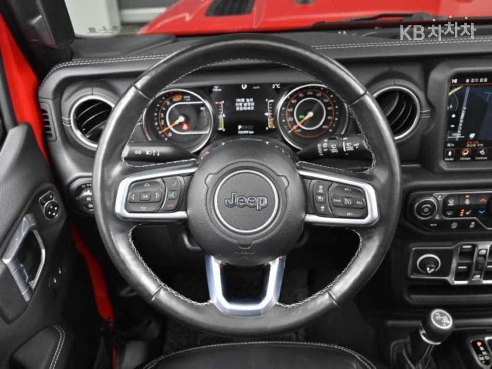 지프 랭글러 (JL)2.0 오버랜드 4도어 파워Товарна надстройка Стандартен - 13