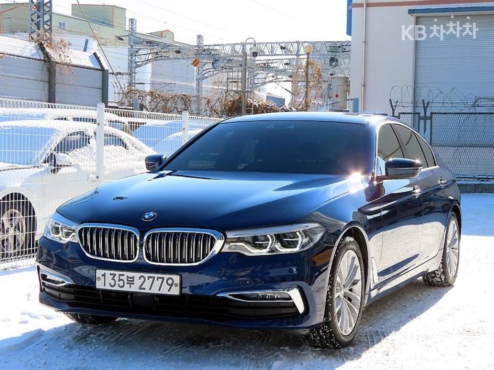 BMW 올New5 Series (G30) 530i M Sport Plus - Image 1