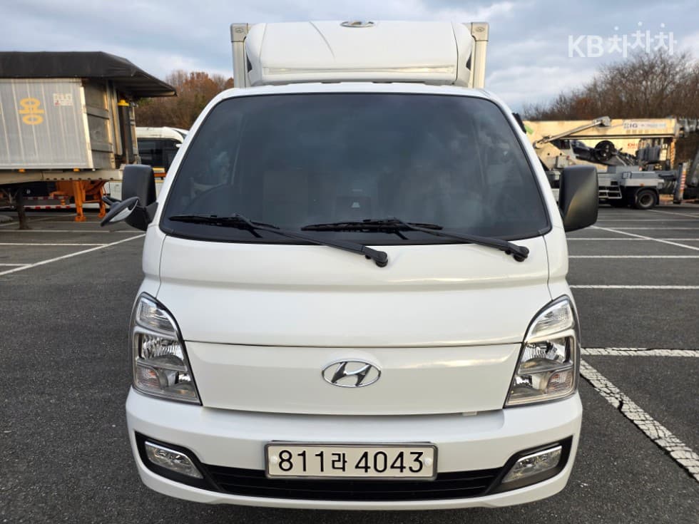 Хюндай Porter 2 Удължено междуосие Super Cab 초저온냉동Товарна надстройка차 SUP 트윈컴프 - Image 1