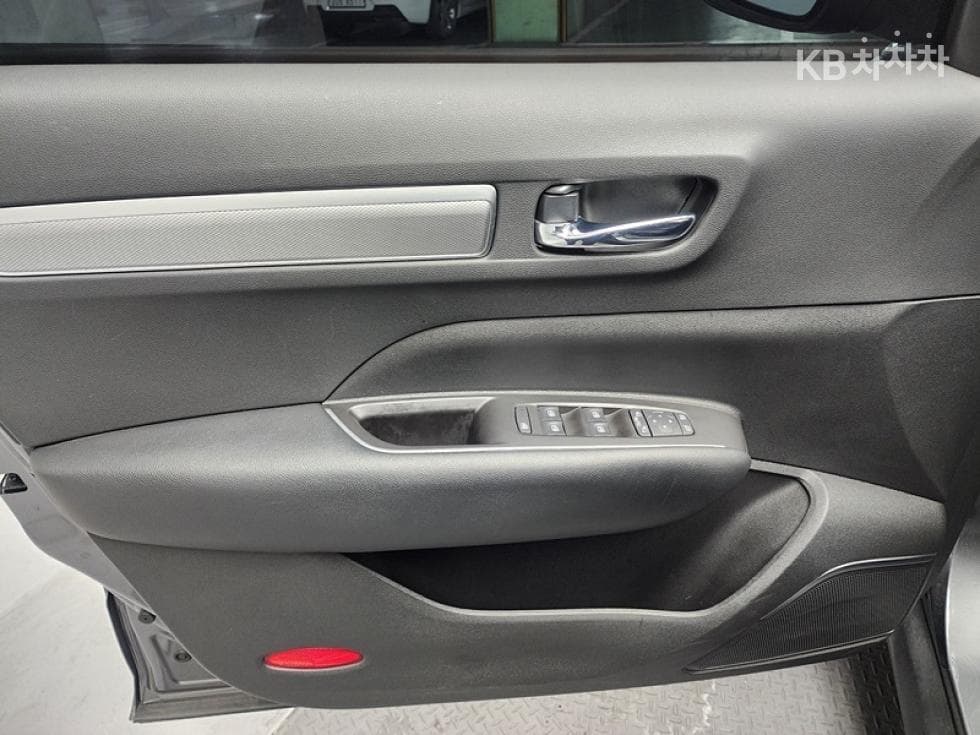 Рено Корея Нов QM62.0 LPe 2WD RE - 11