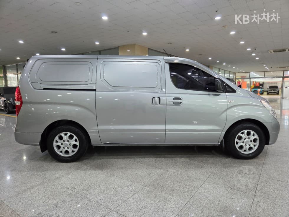 Хюндай Гранд Старекс3Местен승 Ван CVX Лукс - 5