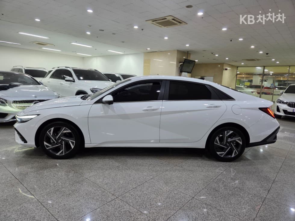 Хюндай The New (фейслифт) Avante (Elantra) (CN7)1.6 Бензин Inspiration - 3