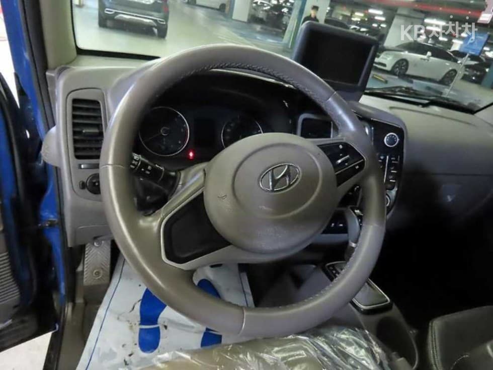 Хюндай Porter 2Удължено междуосие Двойна Кабина CRDi Smart - 9