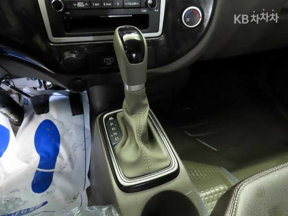 Хюндай Porter 2Удължено междуосие Двойна Кабина CRDi Smart - 10