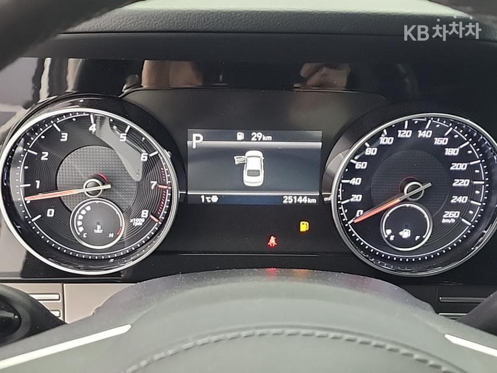 Hyundai The New (facelift) Grandeur (Azera)2.5 Exclusive - 6