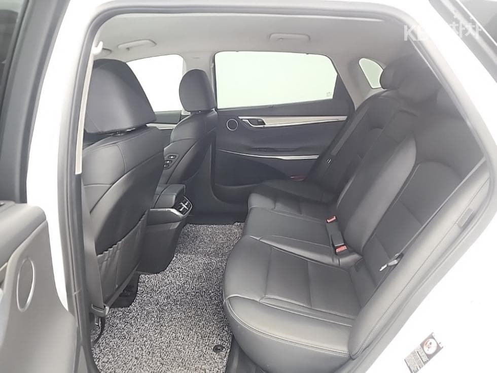 Hyundai The New (facelift) Grandeur (Azera)2.5 Exclusive - 12