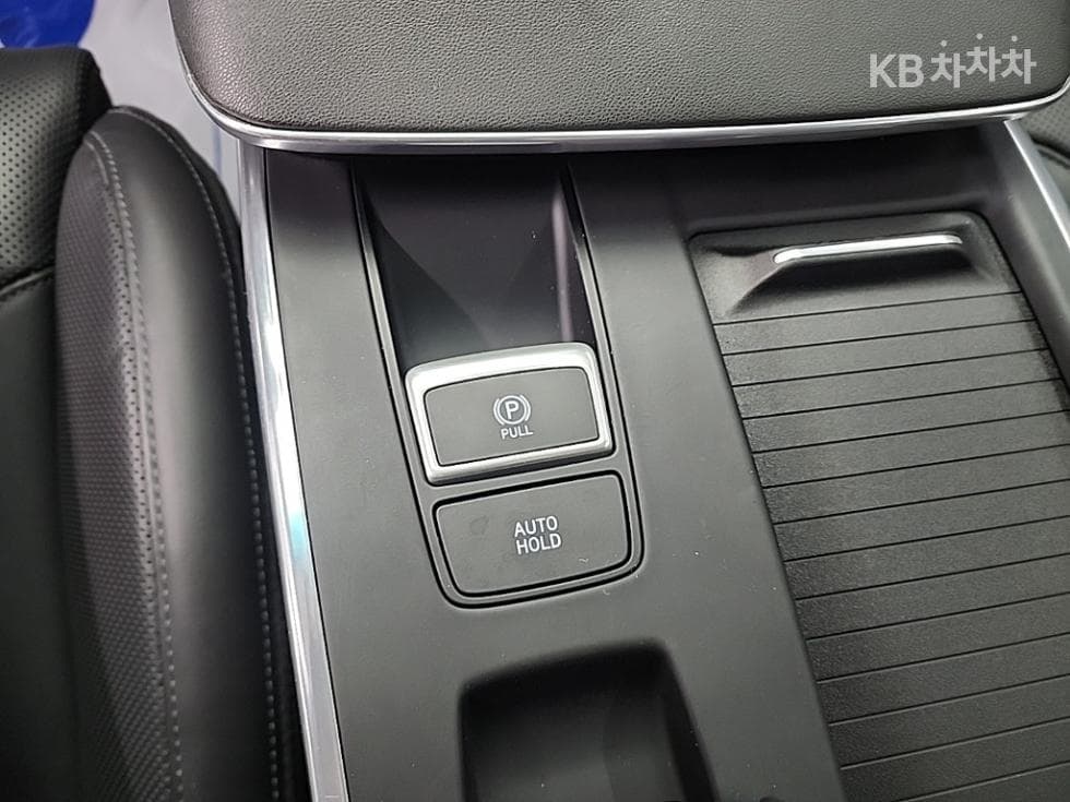 Hyundai The New (facelift) Grandeur (Azera)2.5 Exclusive - 17