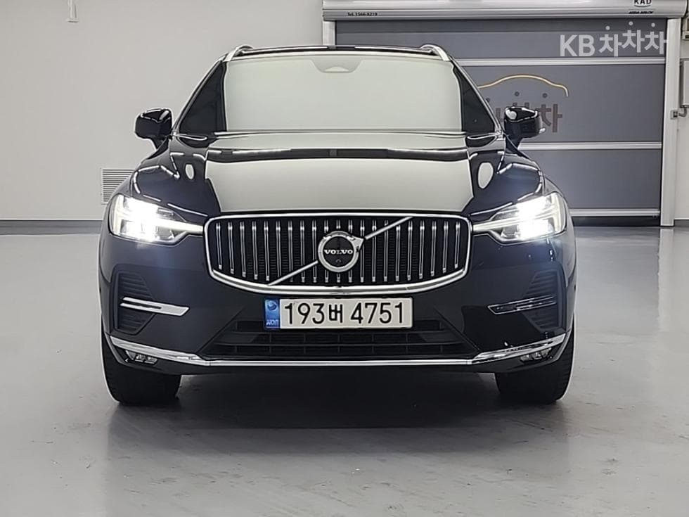 Volvo XC60 Второ поколениеB5 Inscription - 2