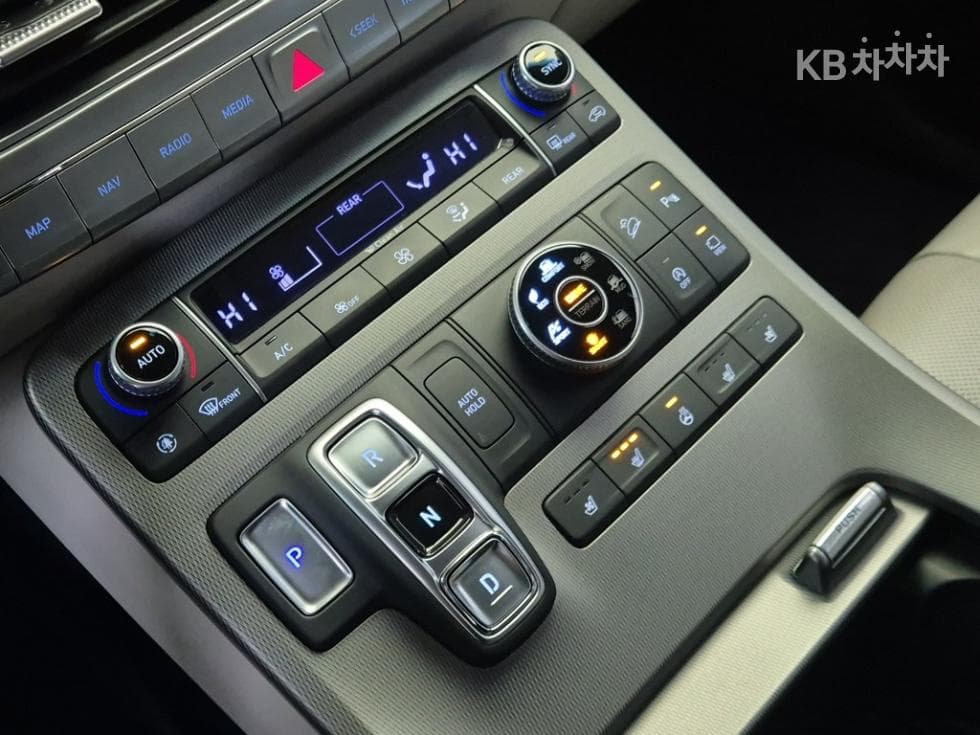 Хюндай Palisade3.8 Бензин 7-местен (Лимузин) AWD Престиж - 8