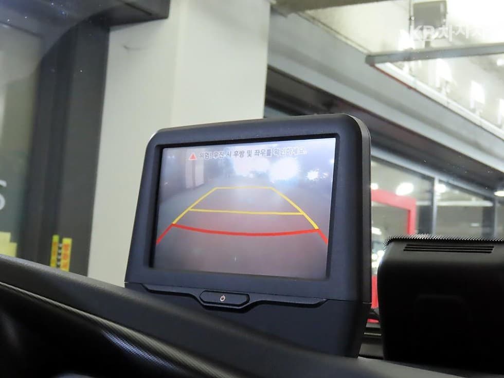 Киа The New (фейслифт) Бонго 3 (лек)파워게이트 1.2Тон 수직형(2단) Королевска кабина Удължено междуосие GL - 14