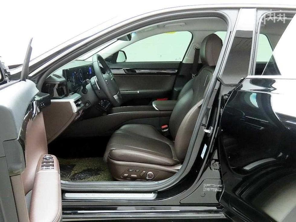 Хюндай Ди Всеново Grandeur (Azera) Хибрид1.6 Турбо Бензин Exclusive - 12