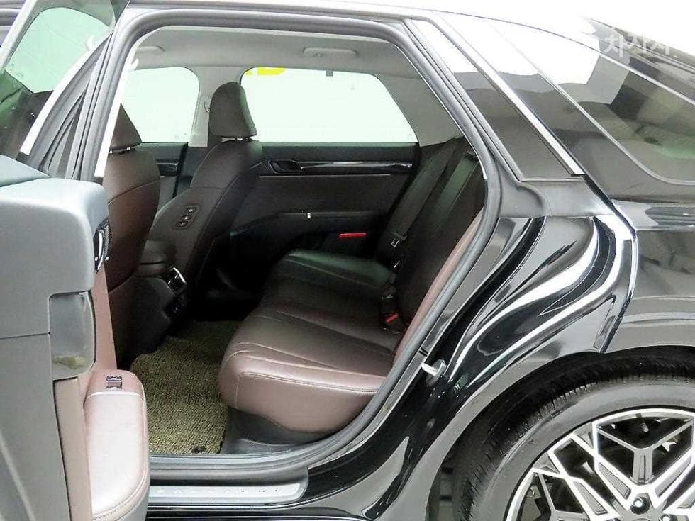 Хюндай Ди Всеново Grandeur (Azera) Хибрид1.6 Турбо Бензин Exclusive - 13