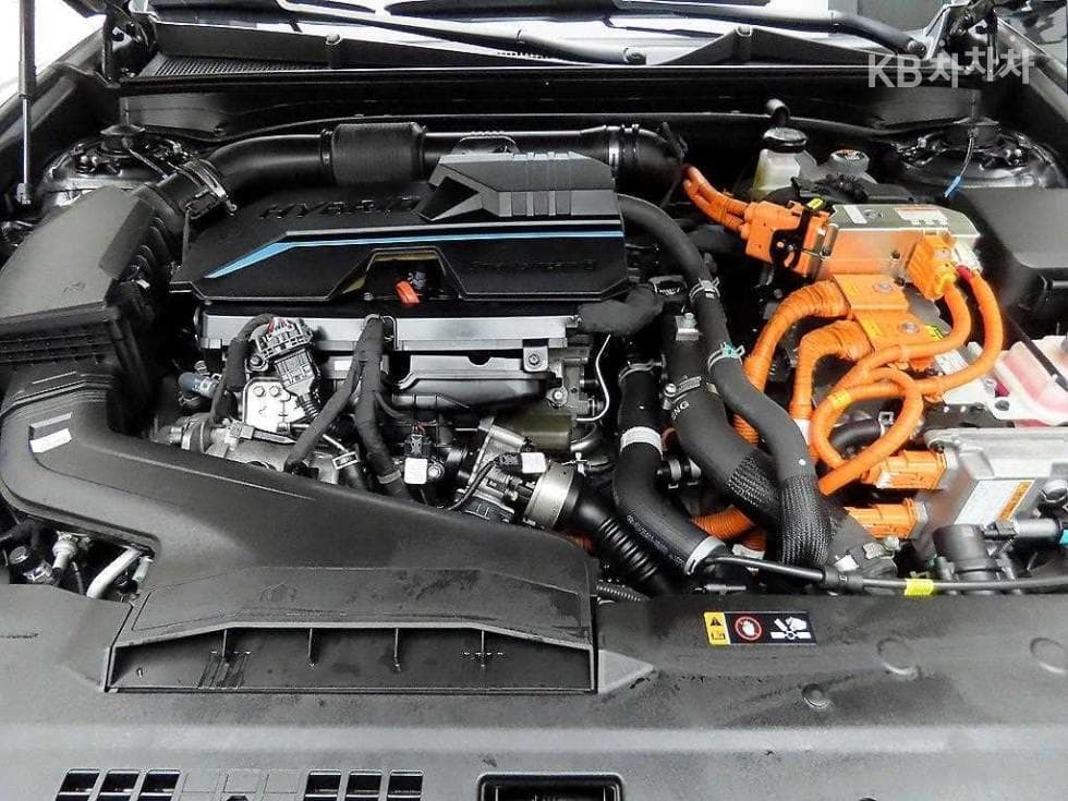 Хюндай Ди Всеново Grandeur (Azera) Хибрид1.6 Турбо Бензин Exclusive - 20