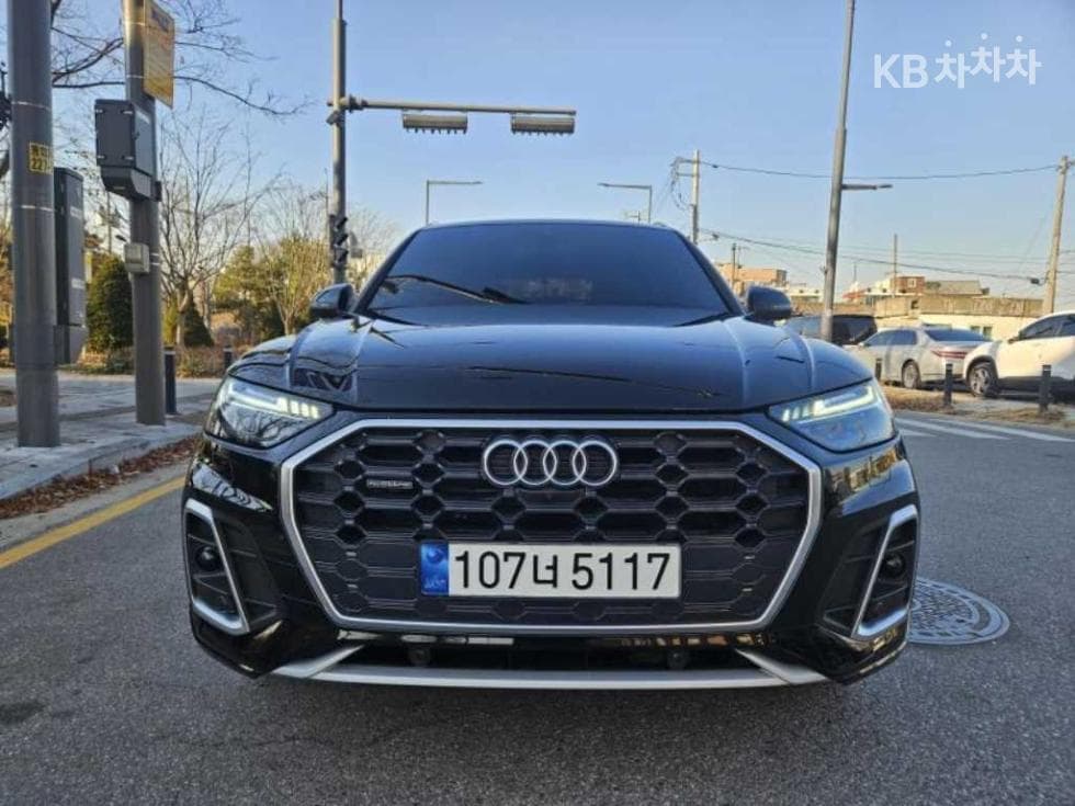 Audi The New Q5(FY) 45 TFSI Quattro Premium - Image 1
